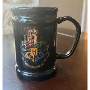 Hogwarts Crest Mug Black The Making Of Harry Potter Tankard  5" Warner Bros Tour